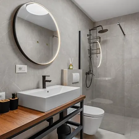 Seaview Aria: Spectacular 3-bedroom Retreat Villa *
