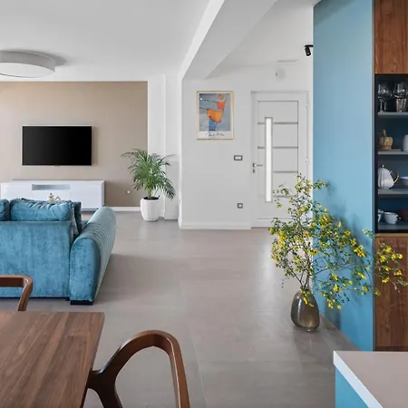 Seaview Aria: Spectacular 3-bedroom Retreat Villa *